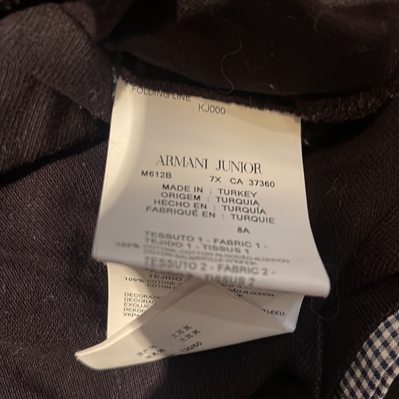 Junior Armani top for boys, size 8 - Picture 3 of 3